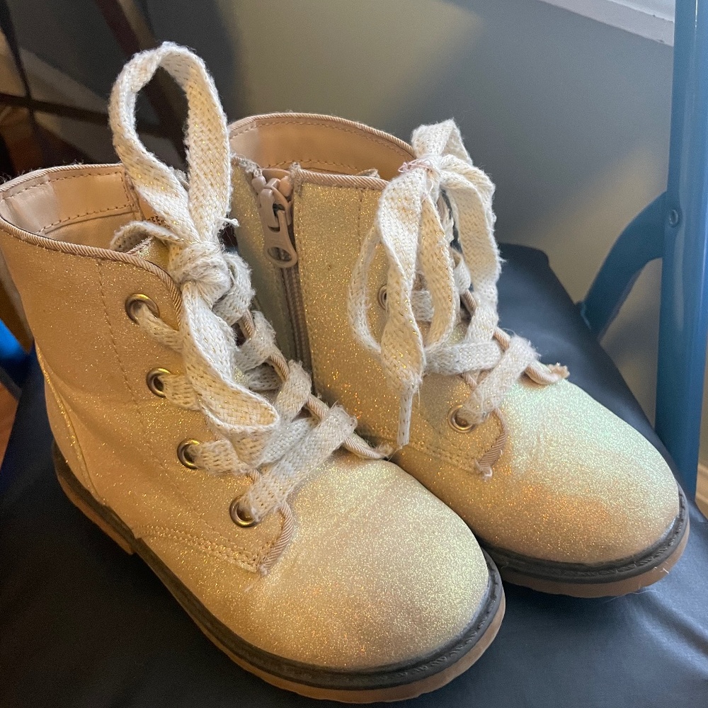 Toddler combat boots